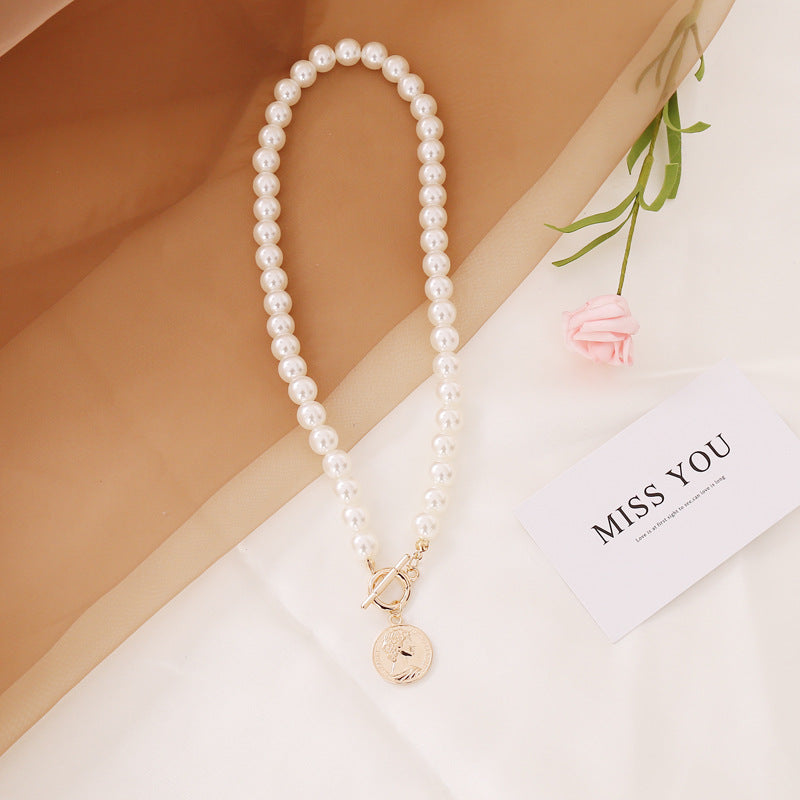 Women Crown Pearl Necklaces