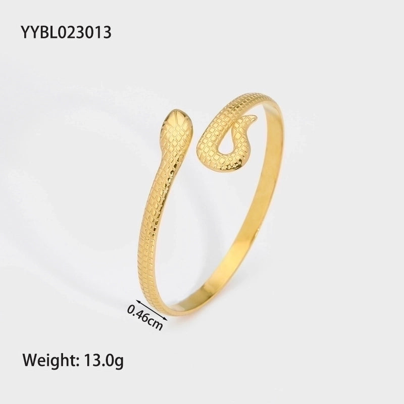 Modern Style Geometric Heart Shape Snake 304 Stainless Steel 18K Gold Plated Bangle In Bulk