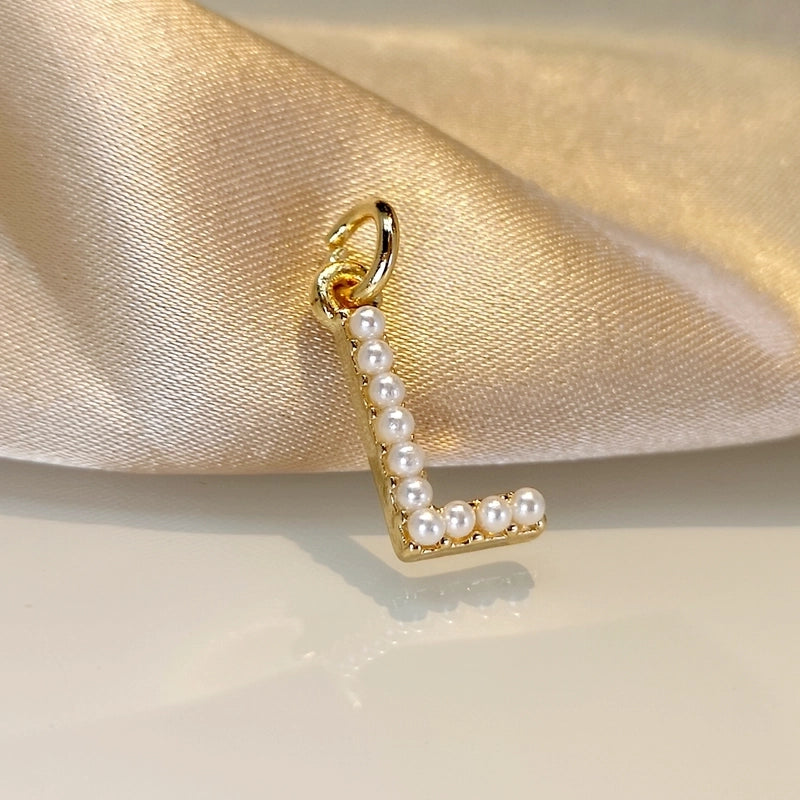 Fashion Letter Imitation Pearl Freshwater Pearl Copper Necklace