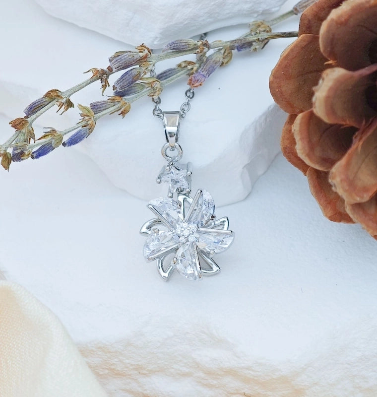 Sweet Minimalist Sun Heart Shape 304 Stainless Steel Copper Pendant Necklace Cable Chain