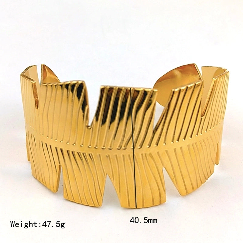 Casual Minimalist Solid Color Flower Butterfly 304 Stainless Steel 18K Gold Plated Bangle In Bulk