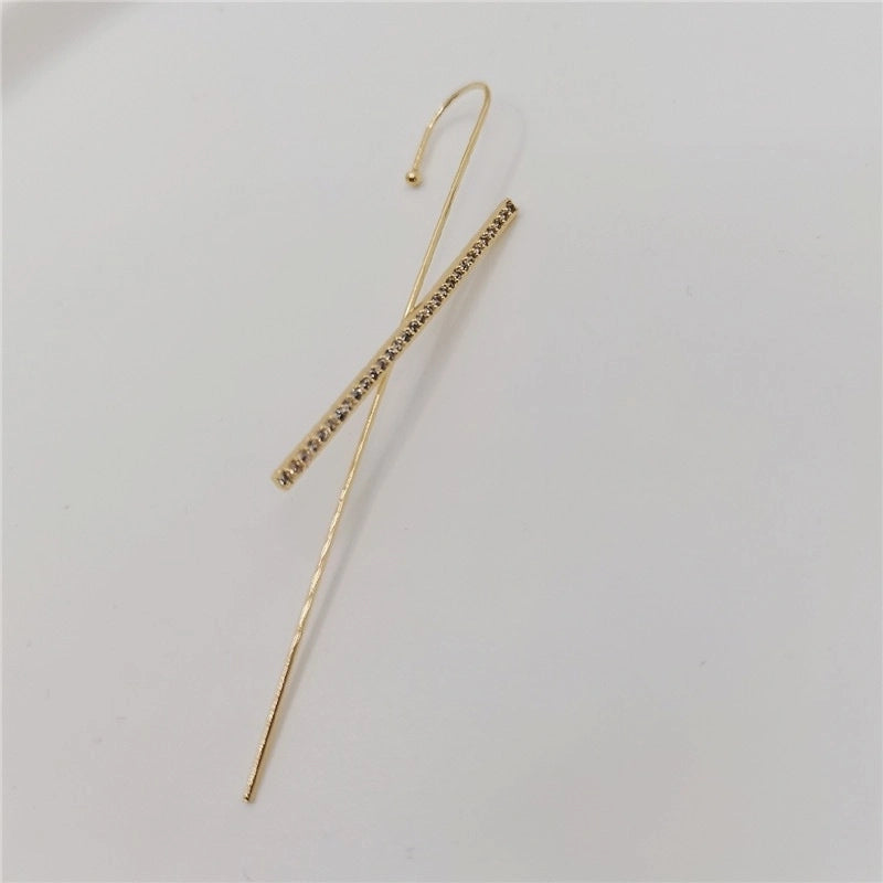 2 Pieces Trendy Zircon Ear Hook Piercing Ear Pin Female Net Red Personality Design Surrounding Ear Bone Clip Oblique Line Earrings