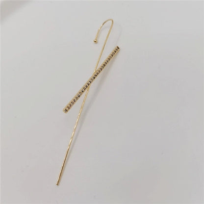 2 Pieces Trendy Zircon Ear Hook Piercing Ear Pin Female Net Red Personality Design Surrounding Ear Bone Clip Oblique Line Earrings