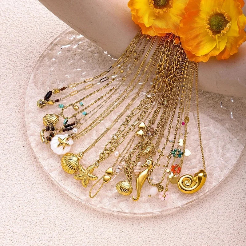 Titanium Steel Necklace Fashion Stainless Steel Necklace 18K Gold Non-Fading French Minority Retro Ladies