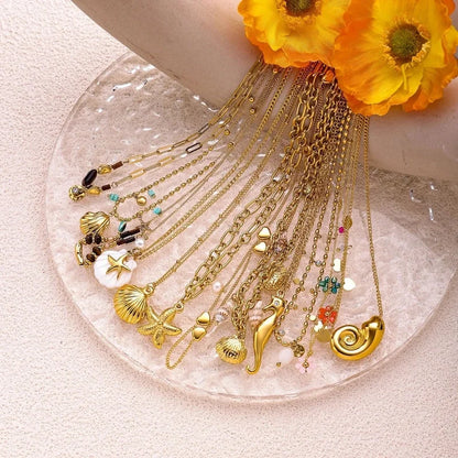 Titanium Steel Necklace Fashion Stainless Steel Necklace 18K Gold Non-Fading French Minority Retro Ladies