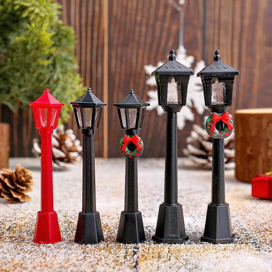 Vintage Decorative Street Lamp Ornament Diy Real Lamp Mini Christmas Garland Small Lamp Post Scene Accessories