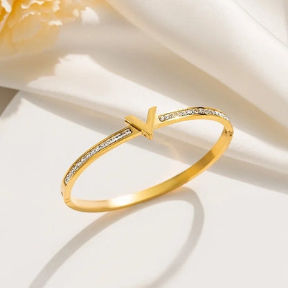 Elegant Glam Luxurious Letter 304 Stainless Steel 18K Gold Plated Bangle In Bulk