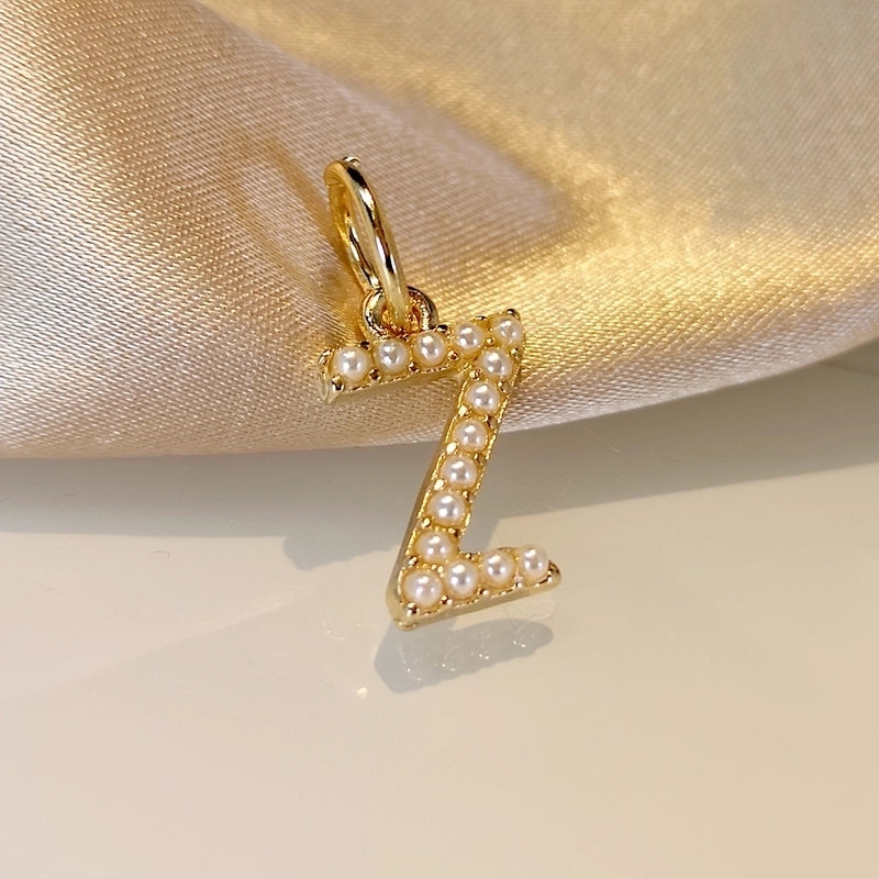 Fashion Letter Imitation Pearl Freshwater Pearl Copper Necklace