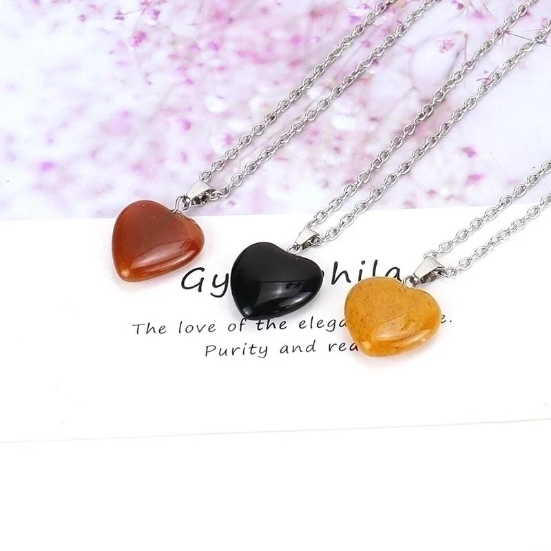 Minimalist Heart Shape Natural Stone Ferroalloy Knitting Pendant Necklace