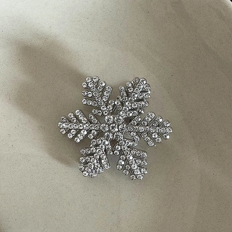 Women's Minimalist Classic Style Snowflake Alloy Inlay Rhinestones Hair Clip