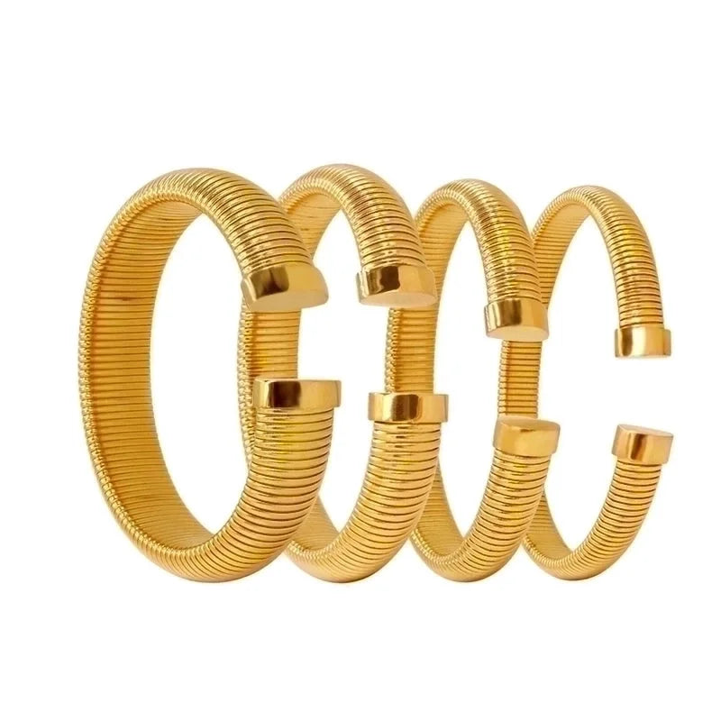 Minimalist Classic Style Solid Color 304 Stainless Steel 18K Gold Plated Bangle In Bulk