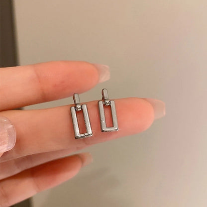 Silver Needle Exaggerated Lovely Earrings Light Luxury High-grade Niche Earrings Fashion Metal Temperament Earrings For Women