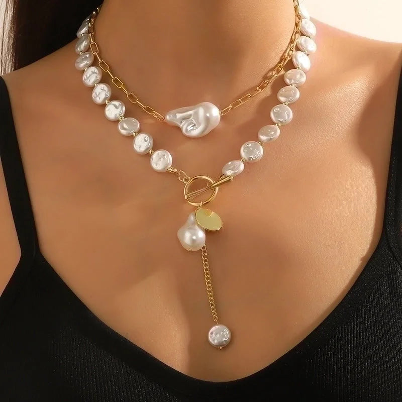 Minimalist Classic Style Solid Color Imitation Pearl Alloy Necklace