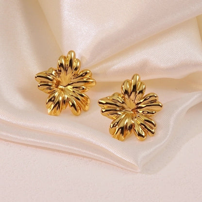 1 Pair Sweet Flower Plating 304 Stainless Steel Imitation Gold Ear Studs
