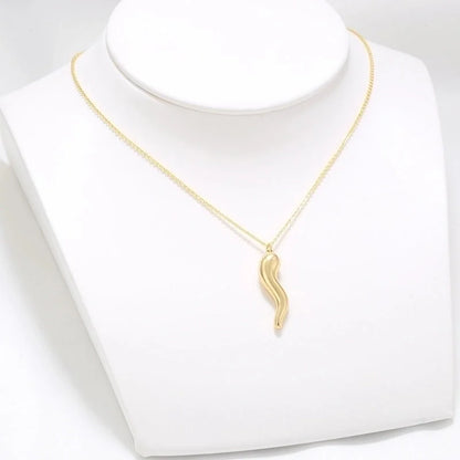 Casual Elegant Minimalist Chili Copper 18k Gold Plated Zircon Pendant Necklace In Bulk