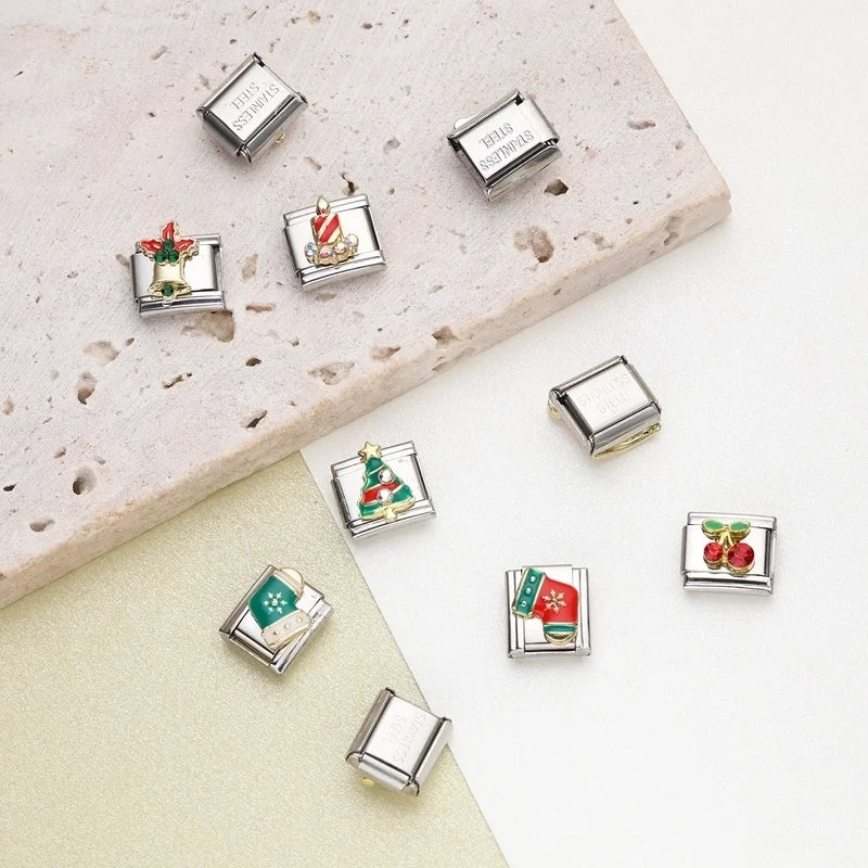 1 Piece 9*10mm 201 Stainless Steel Christmas Tree Santa Claus Christmas Socks Jewelry Accessories