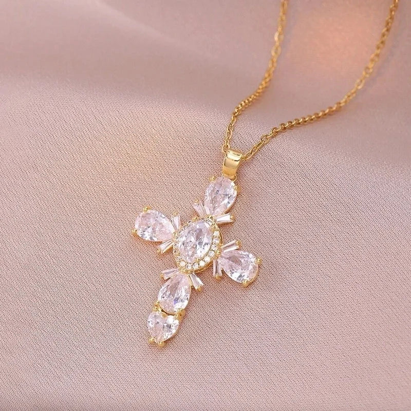 201 Stainless Steel Copper White Gold Plated Gold Plated Minimalist Classic Style Plating Inlay Cross Glass Zircon Pendant Necklace