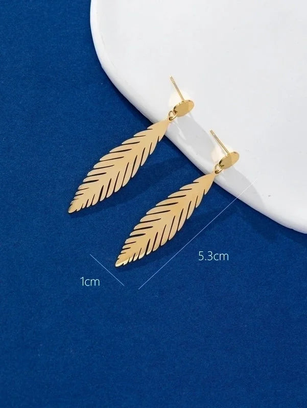 1 Pair Elegant Lady Modern Style Round Leaves Tassel Plating Titanium Steel 18K Gold Plated Drop Earrings