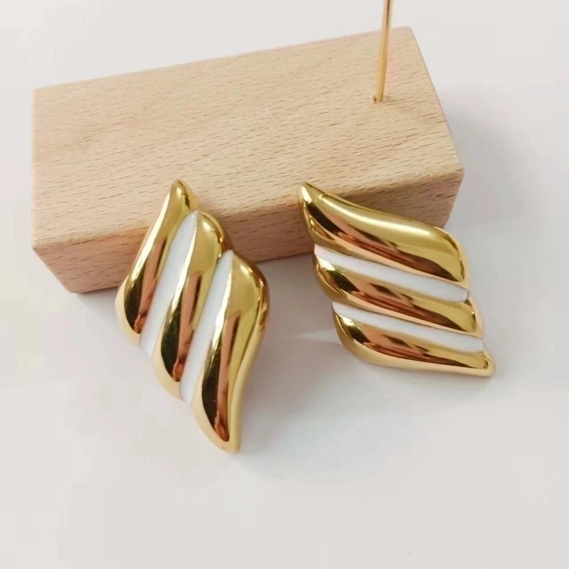 1 Piece Vintage Style Petal Plating 304 Stainless Steel None 18K Gold Plated Stainless Steel Earrings