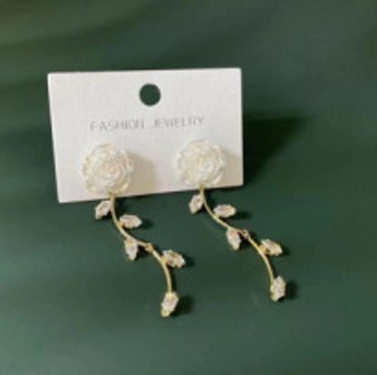 1 Pair Elegant Geometric Plating Inlay Alloy Artificial Pearls Rhinestones Earrings