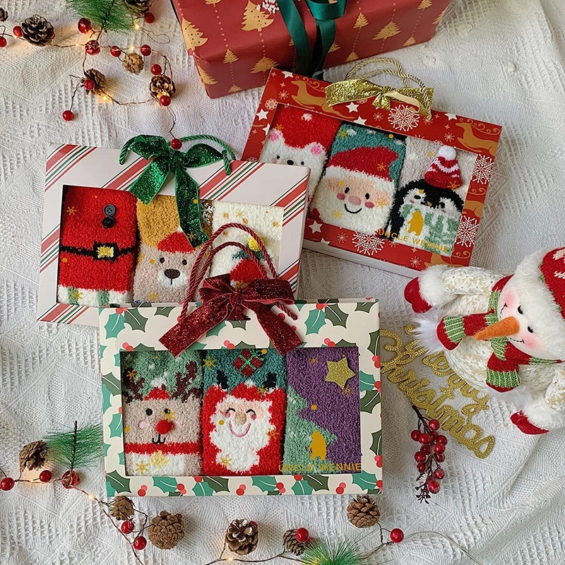 Christmas Cute Minimalist Women's Christmas Tree Santa Claus Elk Polyester Coral Fleece Crew Socks 1 Set