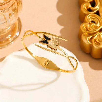 3 Pieces Y2K Modern Style Commute Heart Shape 304 Stainless Steel 18K Gold Plated Bangle In Bulk