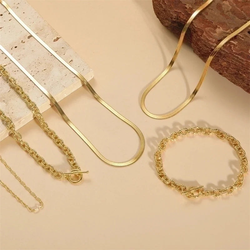 Copper 14K Gold Plated Vintage Style Round Pendant Necklace