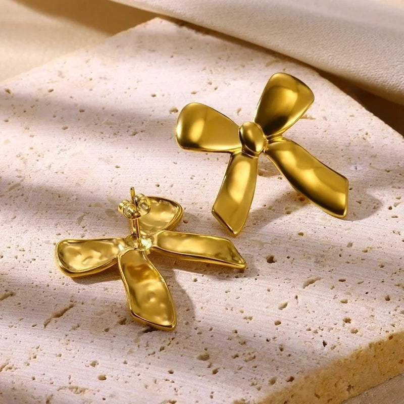 1 Pair Elegant Vintage Style Heart Shape Bow Knot 304 Stainless Steel 18K Gold Plated Ear Studs