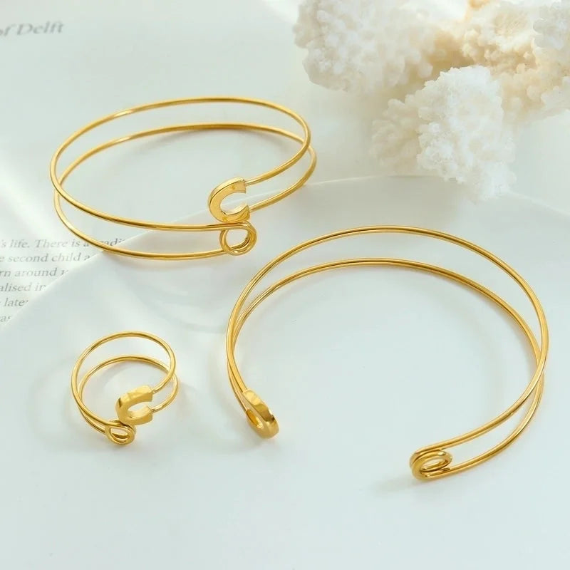 Casual Modern Style Classic Style Solid Color Titanium Steel 18K Gold Plated Plating Rings Bracelets