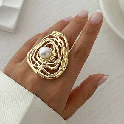 Casual Solid Color Streetwear Geometric Imitation Pearl Alloy Women's Rings