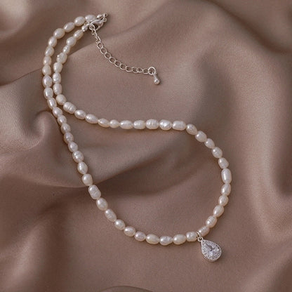 Alloy Freshwater Pearl Copper Fashion Solid Color Irregular Necklace