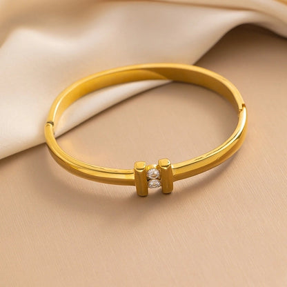 Casual Minimalist Heart Shape Flower Titanium Steel Rhinestones Bangle In Bulk