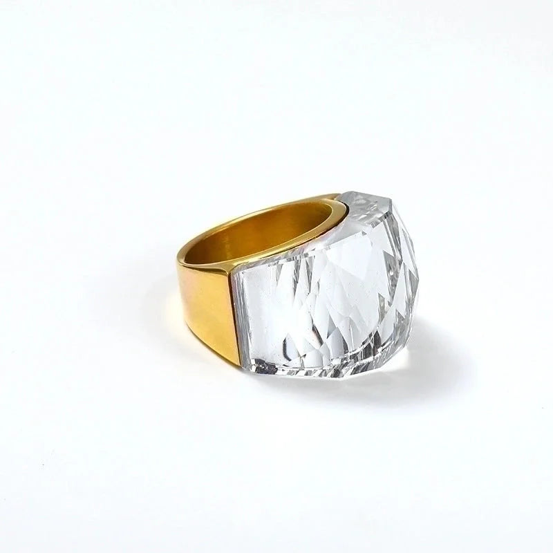 Elegant Lady Round Titanium Steel Plating Inlay Artificial Gemstones 18k Gold Plated Rings