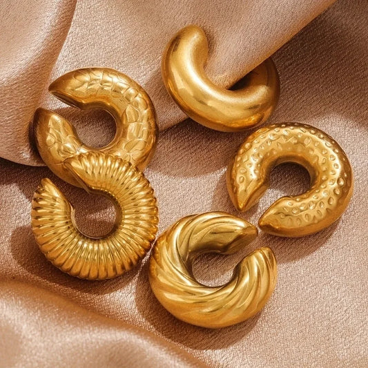 1 Piece Minimalist Solid Color Titanium Steel Gold Plated Ear Cuffs