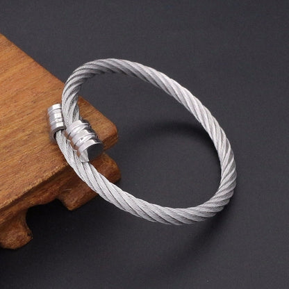 Fashion Twist 304 Stainless Steel 18K Gold Plated Bangle In Bulk