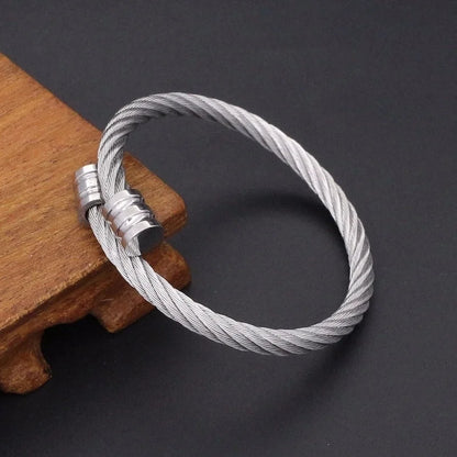 Fashion Twist 304 Stainless Steel 18K Gold Plated Bangle In Bulk