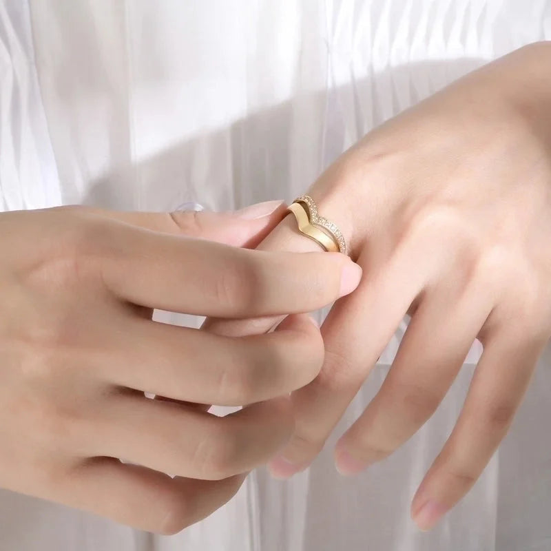 Fashion V Shape 304 Stainless Steel Zircon Inlay Stainless Steel Rings