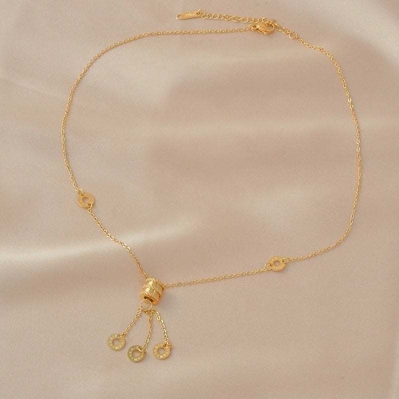 Sweet Minimalist Round Chinese Character Flower Titanium Steel Inlay Rhinestones Shell Pendant Necklace