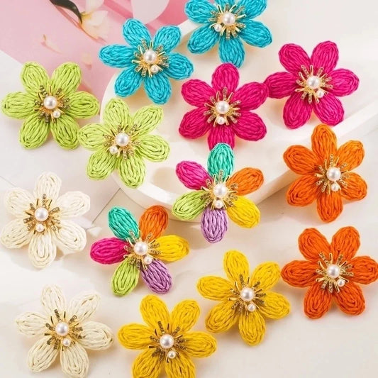 1 Pair Casual Hawaiian Beach Flower Braid Inlay Alloy Raffia Artificial Pearls Rhinestones 14K Gold Plated Ear Studs