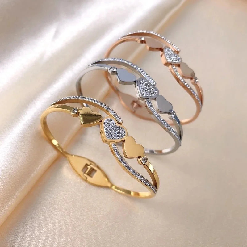 Casual Retro Punk Heart Shape Titanium Steel Artificial Diamond Bangle In Bulk