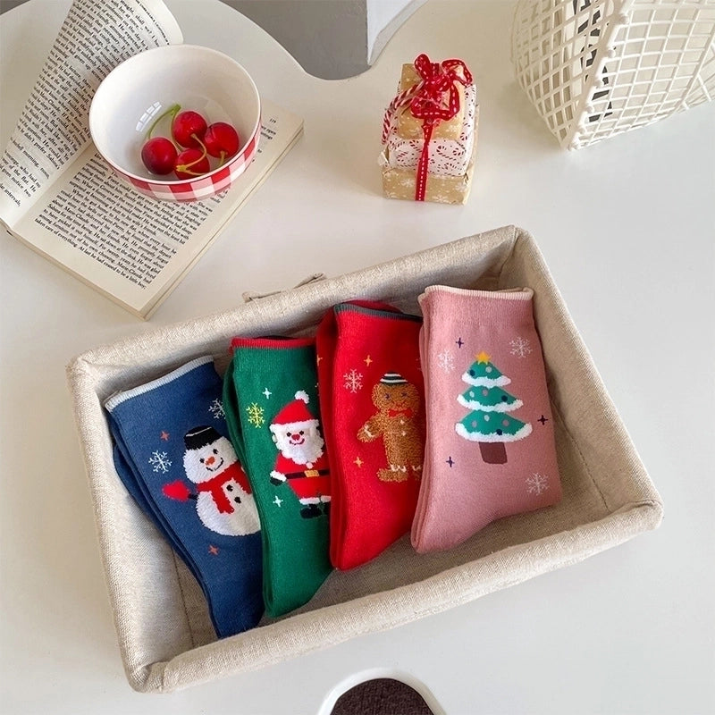Christmas Cartoon Style Women's Christmas Tree Santa Claus Snowman Cotton Crew Socks A Pair
