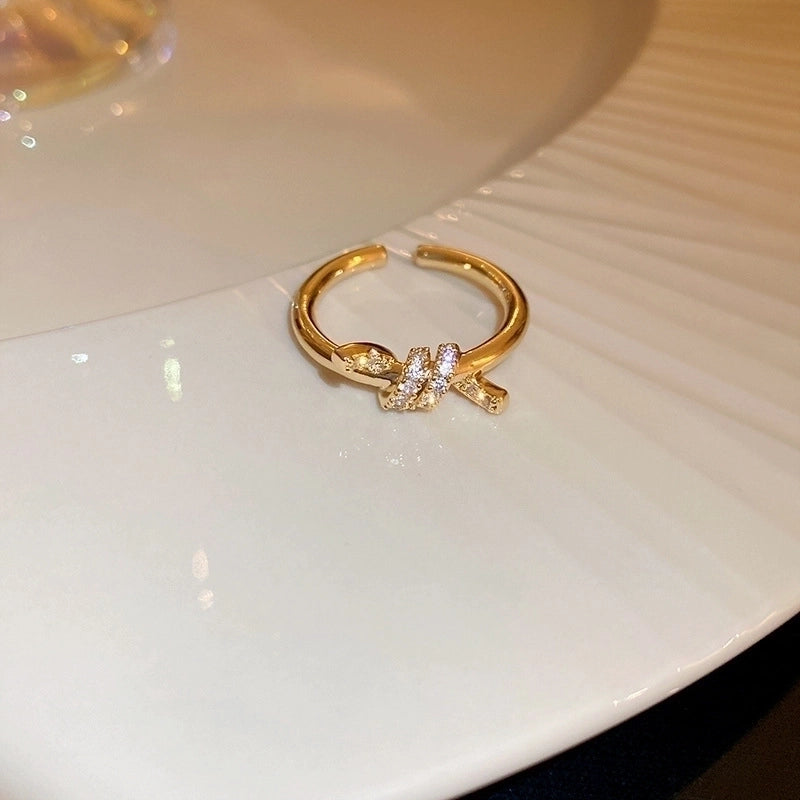 Elegant Lady Geometric Copper Inlay Zircon Open Rings