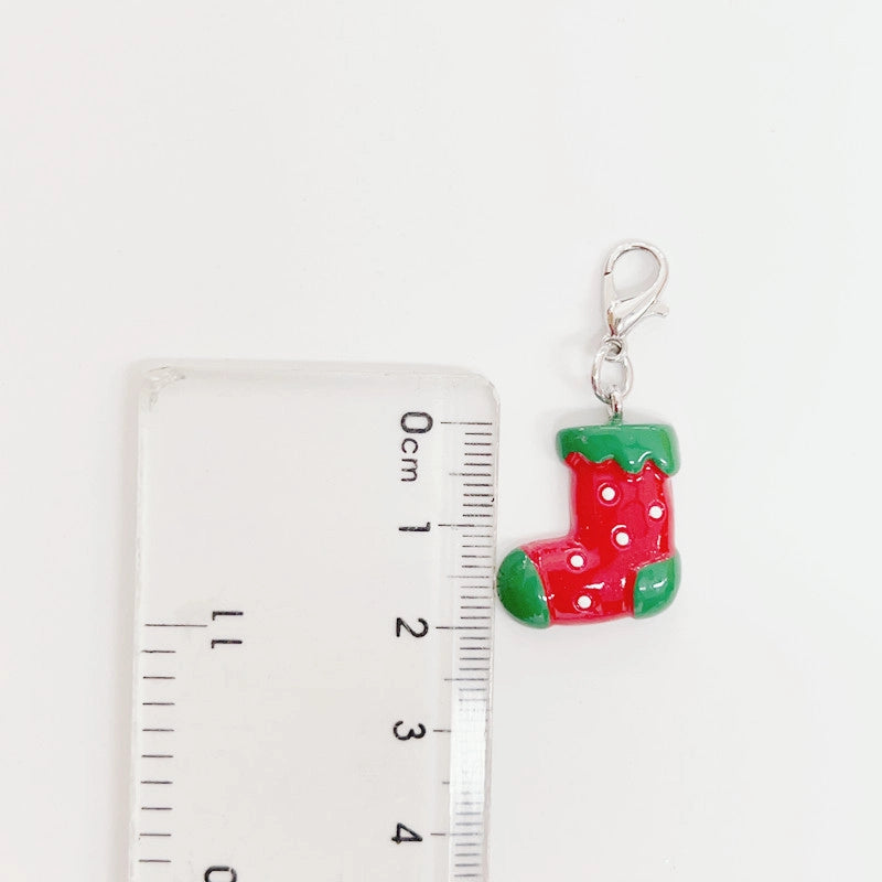 1 Piece 30mm Resin Santa Claus Snowman Elk Pendant Melon Seed Buckle Jewelry Accessories