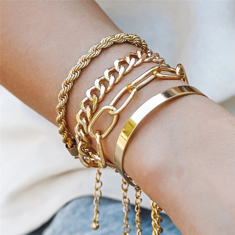 Casual Punk Minimalist Geometric Butterfly Alloy Gold Plated Artificial Gemstones Artificial Diamond Bangle In Bulk