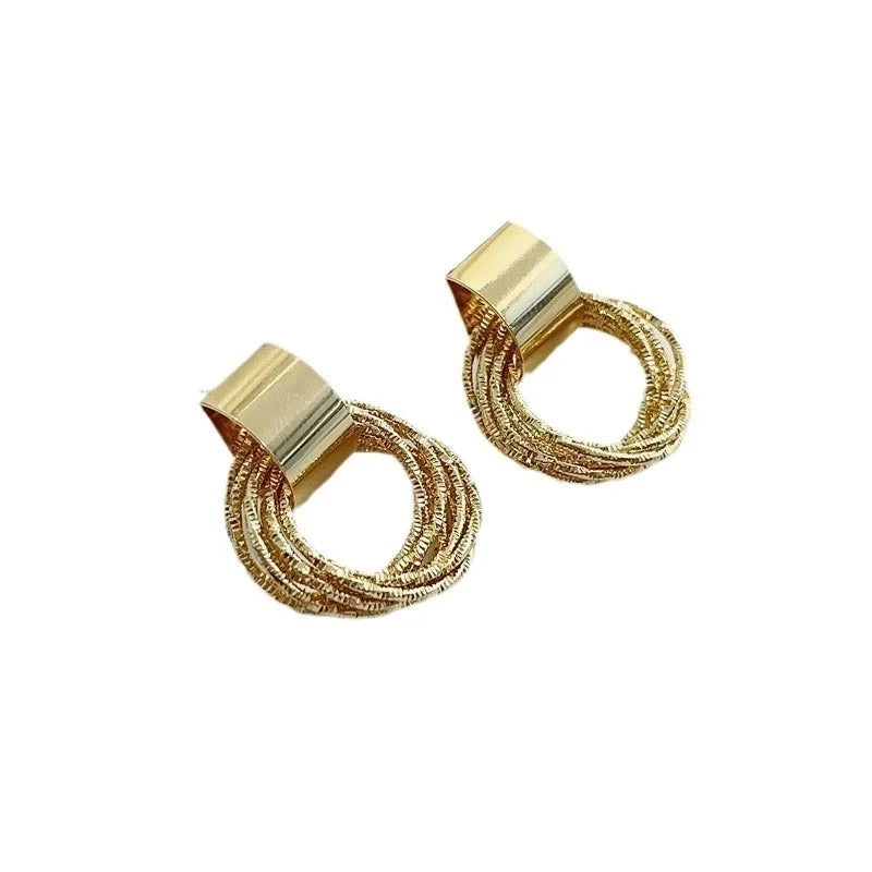 Personality Exaggerated Earrings Women\'s Heavy Metal High-end Ear Studs Large Circle French Retro Design Earrings