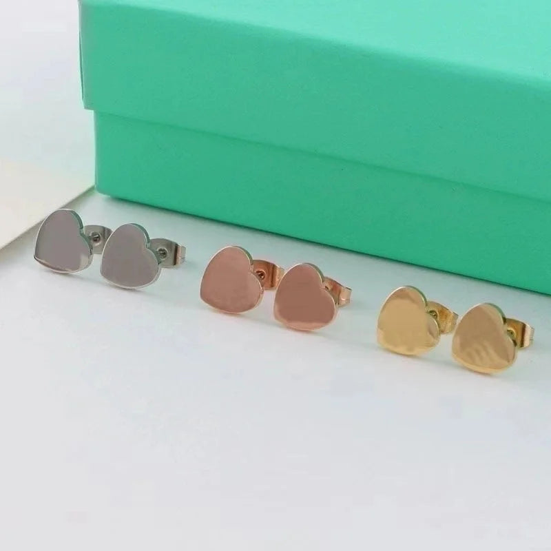 1 Pair Elegant Heart Shape Plating Stainless Steel Ear Studs