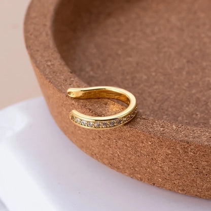 1 Piece Ear Cartilage Rings & Studs Sweet Shiny Heart Shape Copper Plating Inlay Zircon