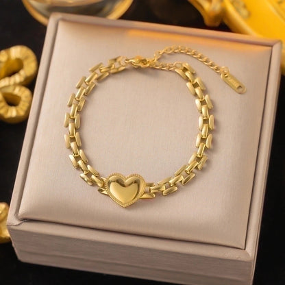Minimalist Heart Shape 304 Stainless Steel 18K Gold Plated Bracelets In Bulk