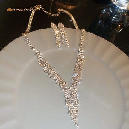 Explosions Zircon Diamond Geometric Necklace Earrings Suit Light Luxury Clavicle Chain High Sense Temperament Jewelry