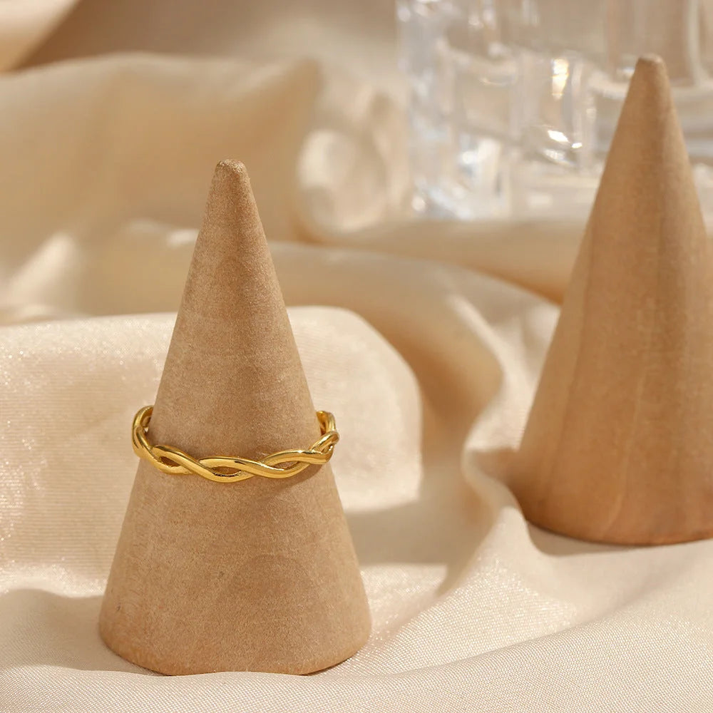 Women Fashion Circle Geometric Stainless Steel 18K Gold Plated Rings